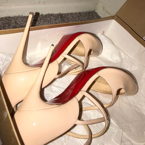 Christian Louboutin strappy heels - Picture 6 of 9
